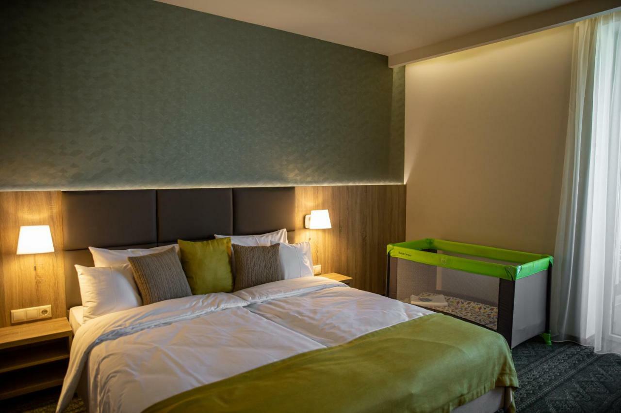 Lignum Hotel Miskolc Esterno foto